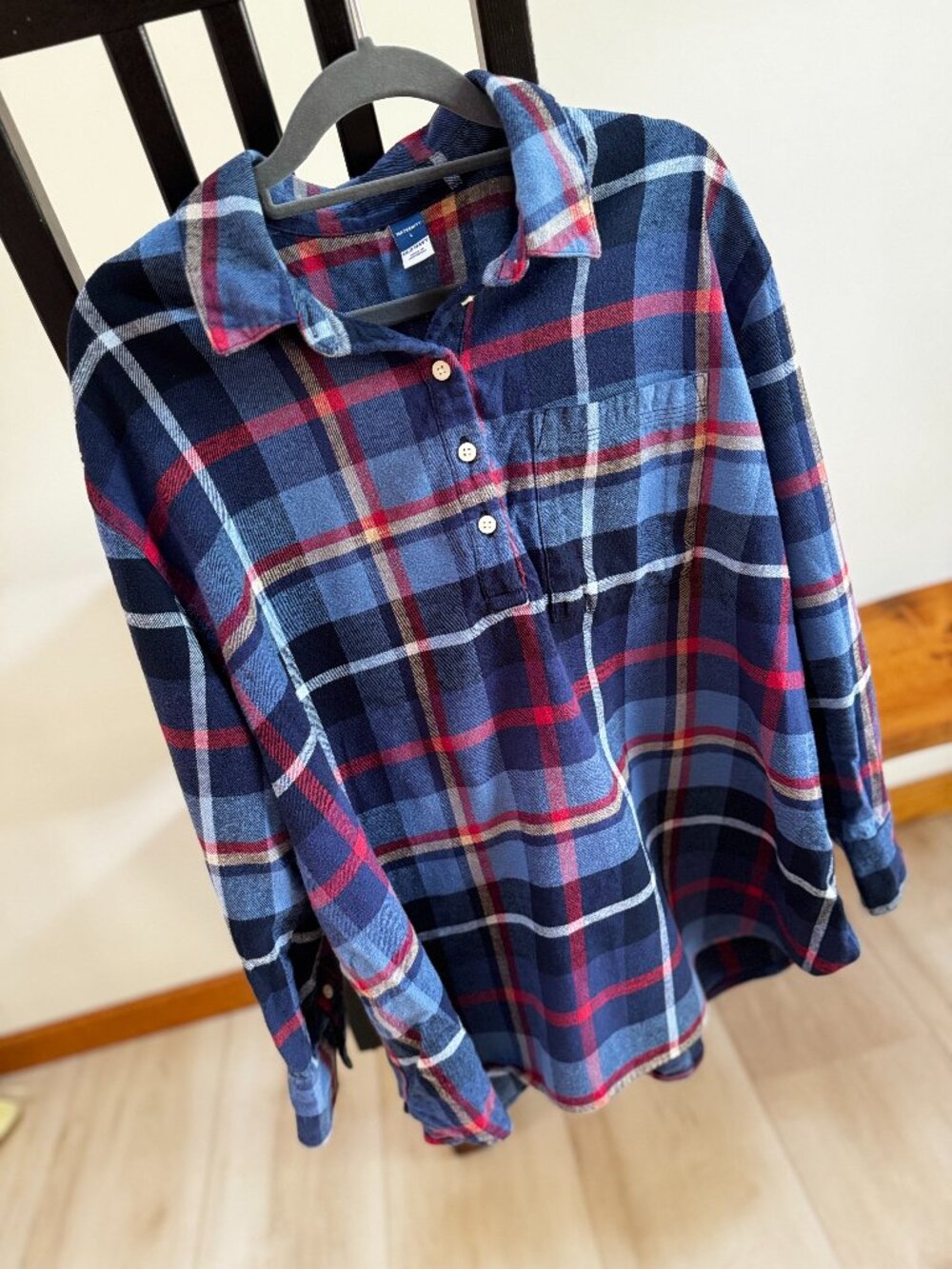 Old Navy Maternity Plaid Flannel Popover Shirt